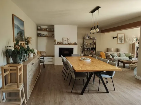 Maison 6 pièces 145 m²