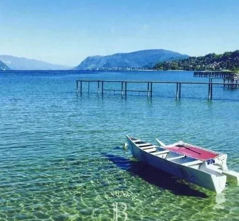 LE DOMAINE DU LAC