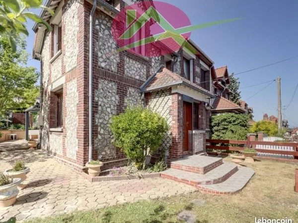 Maison 5 pièces 82 m²