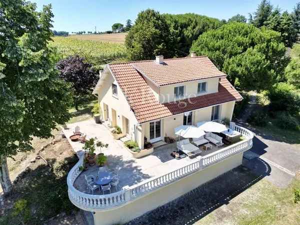 Proche d'Eymet - Domaine de caractère avec vues imprenables et potentiel exceptionnel
