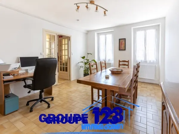 126 m2, 3 CHAMBRES et 1 BUREAU, GARAGE