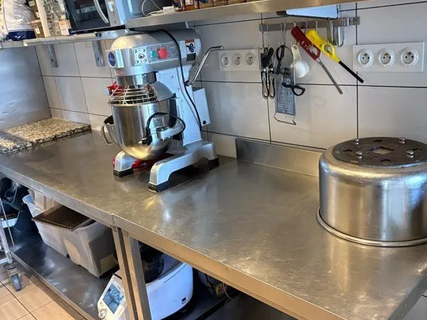 Labo entièrement équipé 1100HT