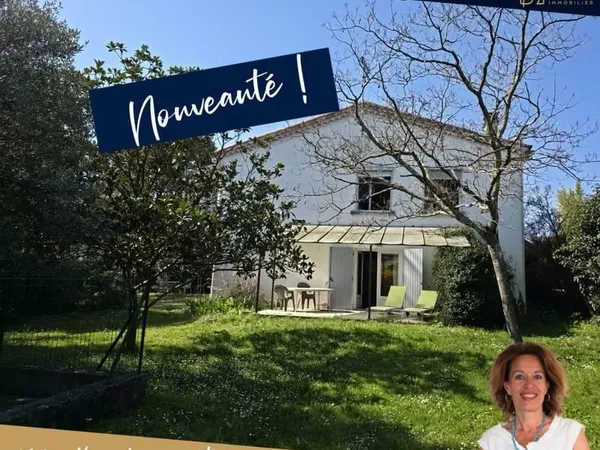 Grande villa sur superbe terrain
