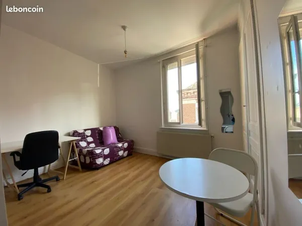 Studio 1 pièce 18 m²