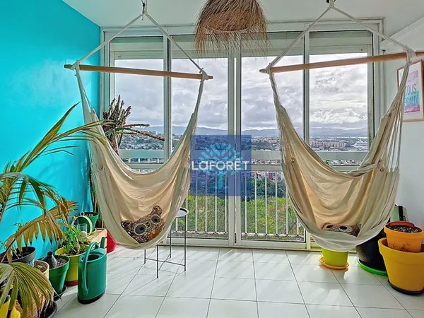 Appartement 4 pièces 94 m²