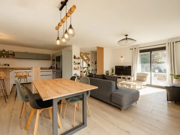 Exclusif! maison familiale CHAVANOD!