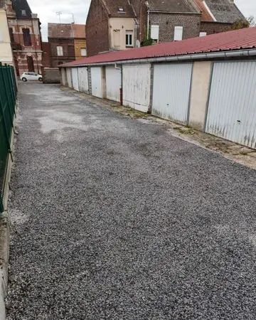 Garage a loué face a la mairie de wavrechain sous Denain