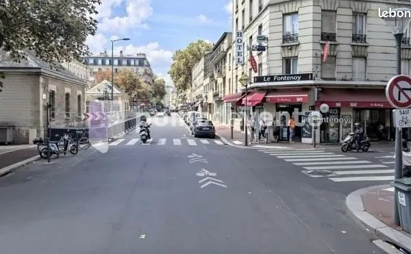 Commerce beauté/coiffure 46 m²