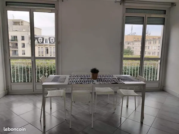 Appartement 4 chambres - Place d'Armes