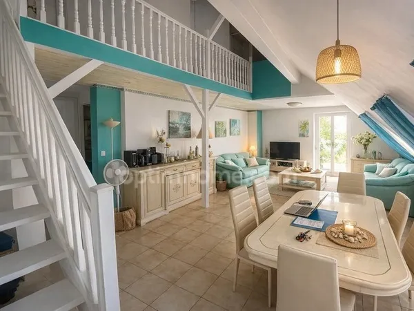 DUPLEX Type 5 de 90m² avec vue sur PORT DU CANAL - TERRASSE DE 17M²