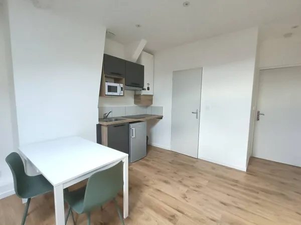 Studio 1 pièce 20 m²