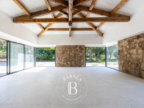 Porto-Vecchio, Villa d'architecte, 6 chambres, piscine, vue montagne
