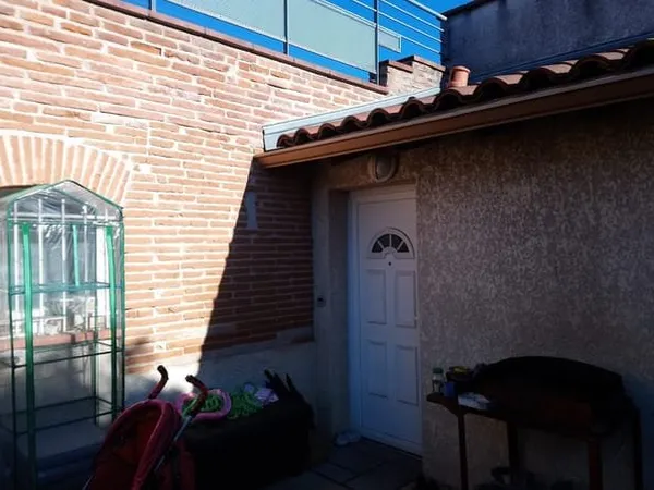 Rare ! Dans une Toulousaine, appartement T3, avec deux grand