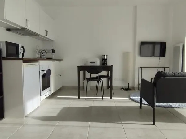 Location studio 28 m2 Aix la Duranne
