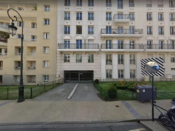 Parking 12 m²