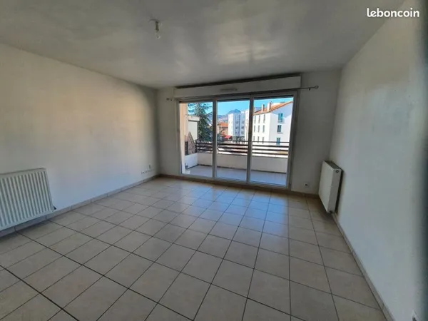 Appartement Location Clermont-Ferrand 2p 43m² 640€
