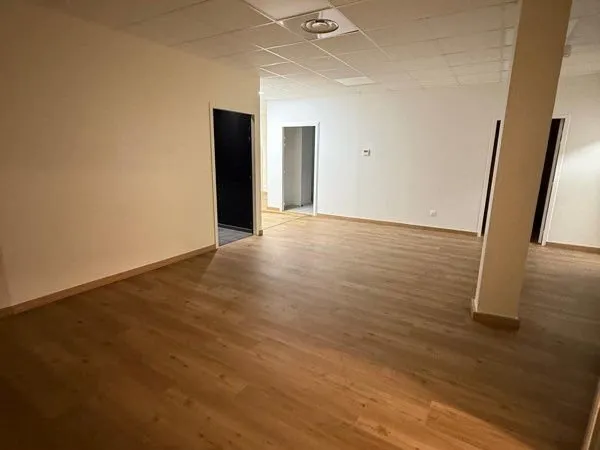 Local hyper centre