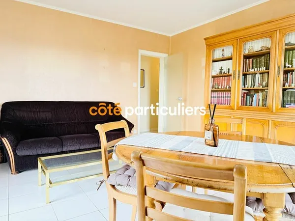 Appartement RDC - 74 m2 - 2 chambres proche du centre ville de Saint Lo