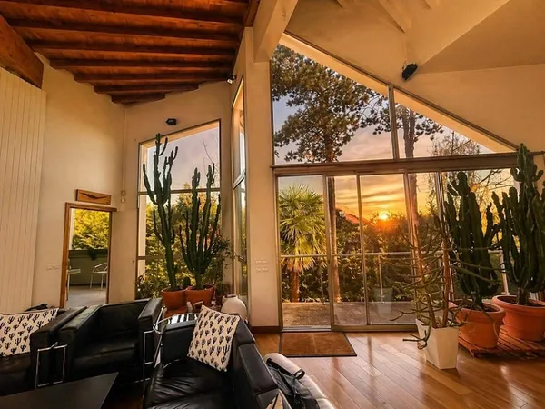 Maison 6 pièces 250 m²