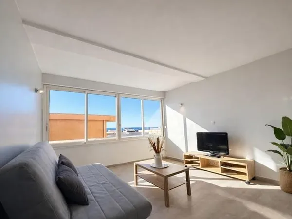 Studio 1 pièce 37 m²
