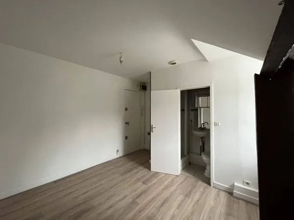 Appartement 1 pièce 13 m²