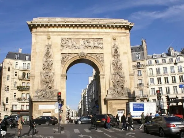 Local commercial 70 m² PARIS