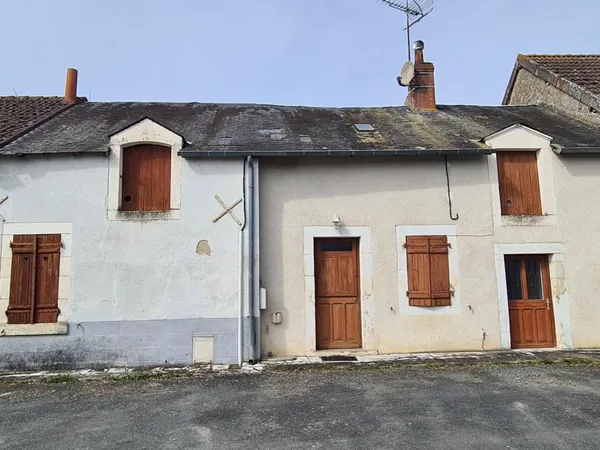 Maison de Ville à Luant