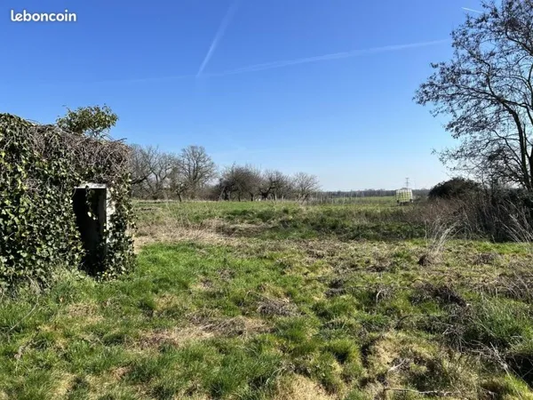 Terrain 735 m² Chaneins