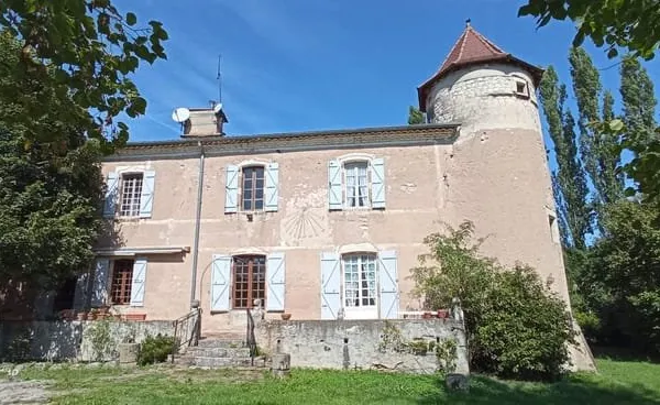 Bien d’exception Vente Castelnau-de-Montmiral 11p 300m² 426000€