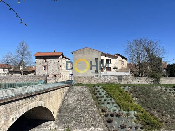 Immeuble de rapport 270 m²