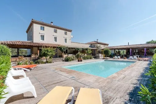 Maison 12 pièces 355 m²