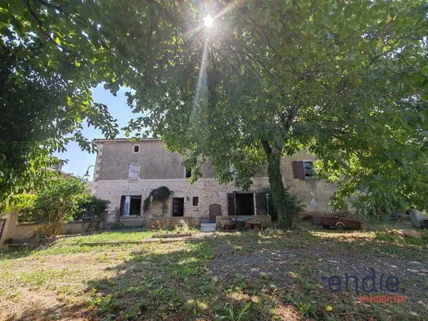 Maison 5 pièces 143 m²