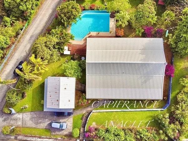 ❤️COUP DE CŒUR❤️ À vendre - Villa contemporaine avec piscine à débordement, vue mer et dépendance lo