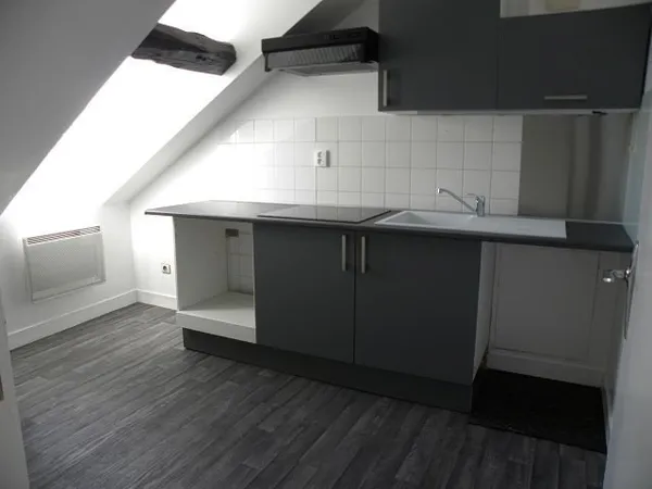 Appartement F2 bis en centre ville de LOUVIERS