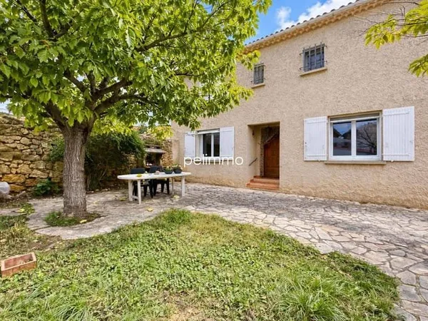 Maison 4 pièces 121 m²