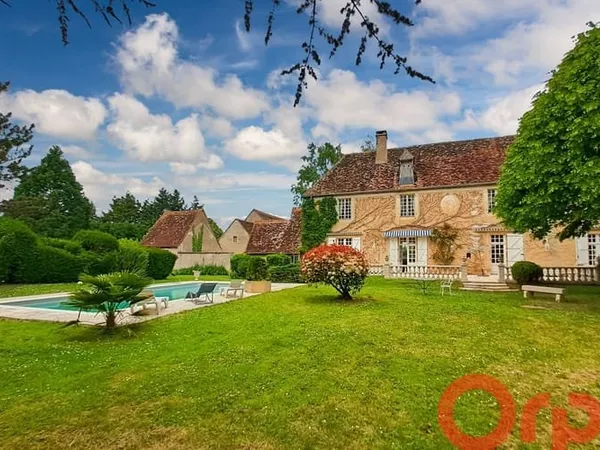 Maison 7 pièces 254 m²