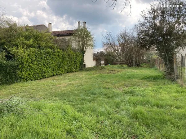 Terrain constructible 765M²