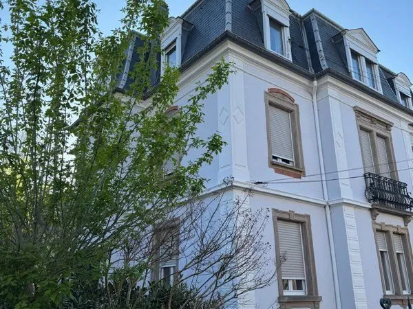 2 pièces refait entièrement à neuf avec climatisation