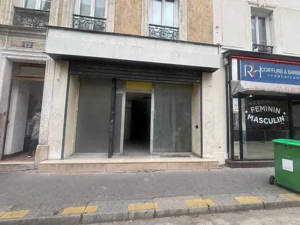 Boutique 210 m²