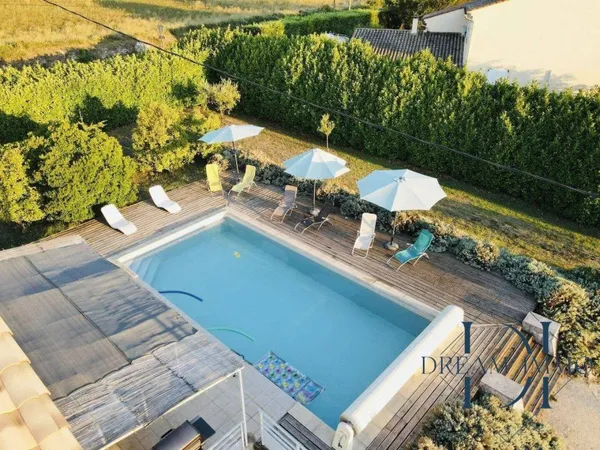 Maison 4 pièces 166 m²