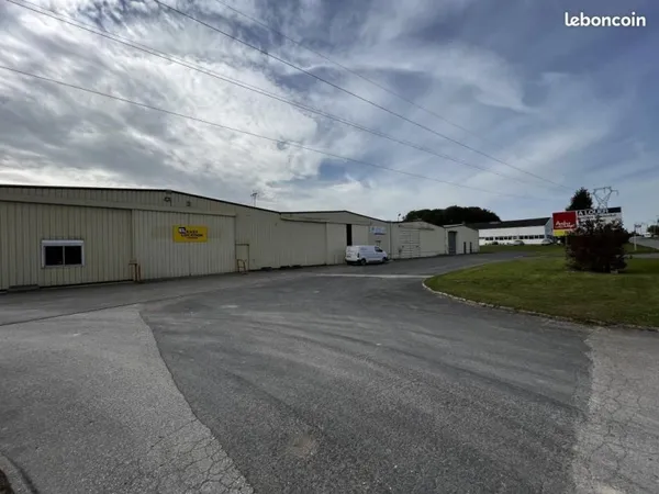 Local d'activité 470 m²