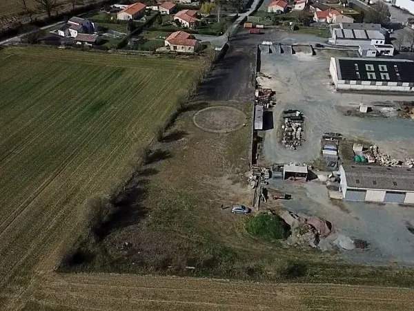 Terrain 4206 m²