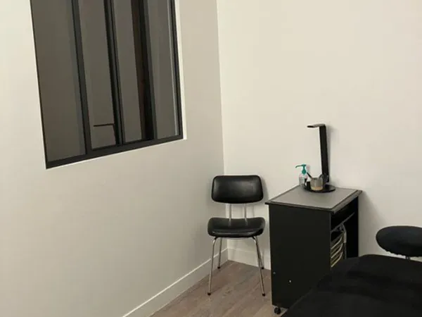Paris 17e Batignolles / Legendre - Appartement 2 pièces de 23 m² idéal profession libérale