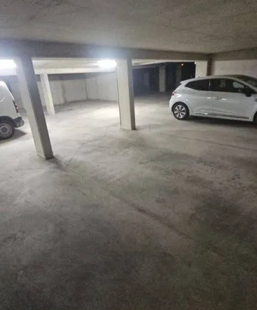 Parking 13 m²