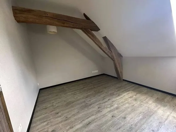 Studio 1 pièce 12 m²
