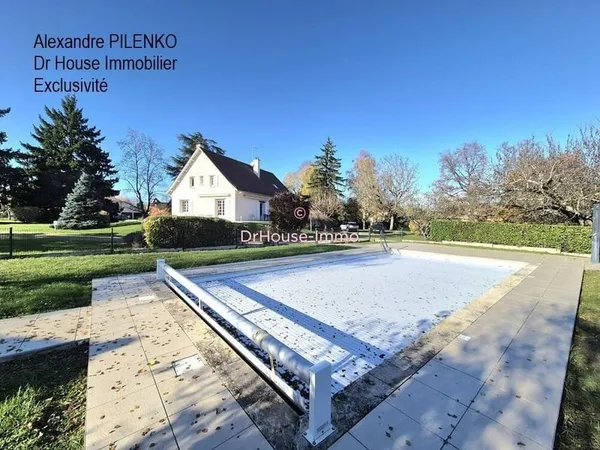 Maison 11 pièces 260m2 et dépendances - piscine - parc arboré 5636m2 -