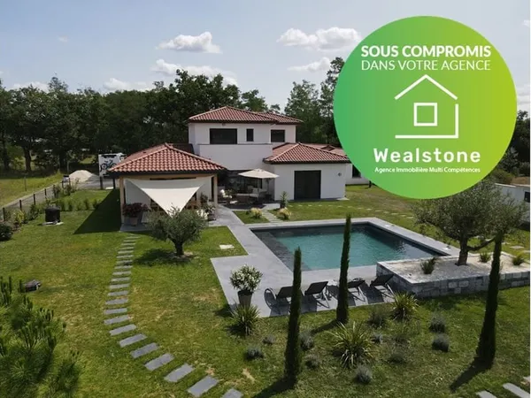 SOUS COMPROMIS Villa contemporaine 175 m2 Cleppé (42110)