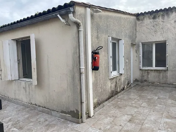 Appartement Le Château d Oleron 3 pièces 30,72 m² (loi Carrez)