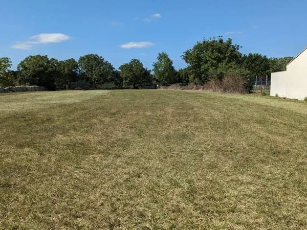 Terrain constructible 1810 m²