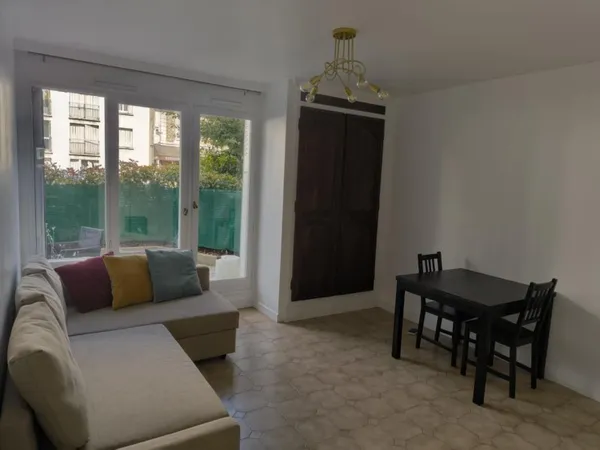 Loue appartement 45m²